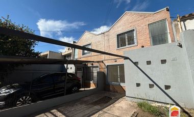 Villa Allende Centro, alquiler dúplex dos dormitorios, con cochera