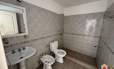 Villa Allende Centro, alquiler dúplex dos dormitorios, con cochera
