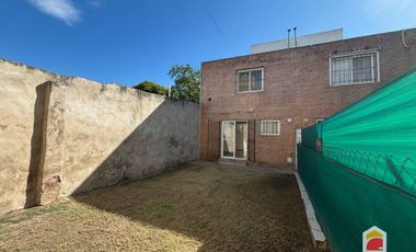 Villa Allende Centro, alquiler dúplex dos dormitorios, con cochera