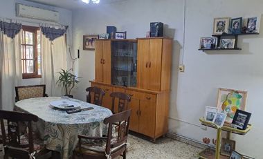 Casa en venta en Ezpeleta Este