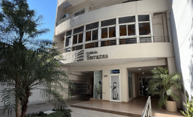 Departamento en alquiler c/ cochera. Av. Sarmiento 566