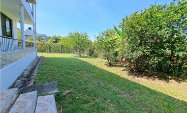 En Venta Casa Campestre Lote 647 m2 San Joaquin, Conjunto Cerrado