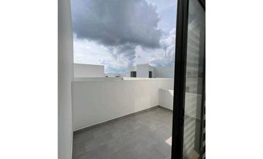 En Venta Casa Urbana 250 m2 (amoblada) La Mesa Cundinamarca