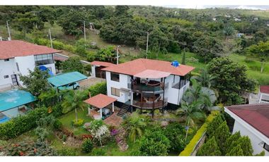 En Venta Casa Campestre en Conjunto 778 m2, La Mesa Cundinamarca