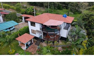 En Venta Casa Campestre en Conjunto 778 m2, La Mesa Cundinamarca