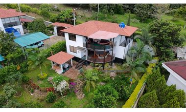 En Venta Casa Campestre en Conjunto 778 m2, La Mesa Cundinamarca