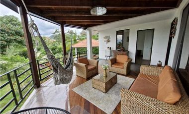 En Venta Casa Campestre en Conjunto 778 m2, La Mesa Cundinamarca