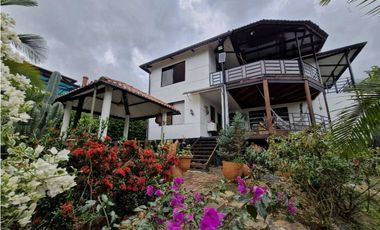 En Venta Casa Campestre en Conjunto 778 m2, La Mesa Cundinamarca