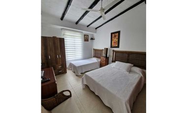 En Venta Casa Campestre en Conjunto 4.520 m2, La Mesa Cundinamarca