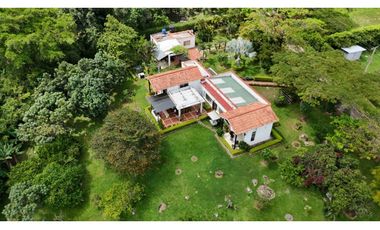 En Venta Casa Campestre en Conjunto 4.520 m2, La Mesa Cundinamarca