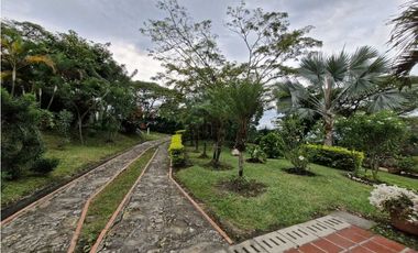 En Venta Casa Campestre en Conjunto 4.520 m2, La Mesa Cundinamarca