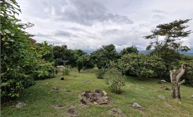 En Venta Casa Campestre en Conjunto 4.520 m2, La Mesa Cundinamarca