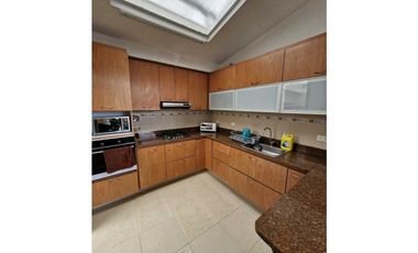 En Venta Casa Campestre en Conjunto 4.520 m2, La Mesa Cundinamarca