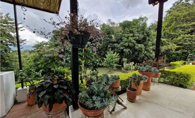 En Venta Casa Campestre en Conjunto 4.520 m2, La Mesa Cundinamarca
