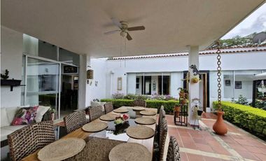 En Venta Casa Campestre en Conjunto 4.520 m2, La Mesa Cundinamarca