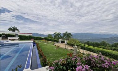 En Venta casa Campestre 2.000m2        $2.000 Millones, La Mesa Cund.