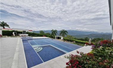 En Venta casa Campestre 2.000m2        $2.000 Millones, La Mesa Cund.