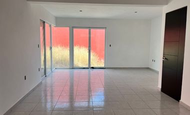 Casa Sola en Lomas de Tzompantle Cuernavaca - ROQ-1334-Cs