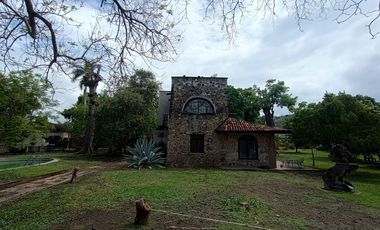 BARRIO DE SAN JUAN, HERMOSA PROPIEDAD VINTAGE.
