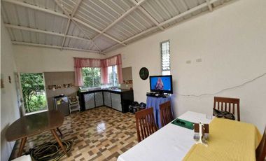 En Venta Casa Campestre 490 m2 en San Javier, La Mesa Cundinamarca