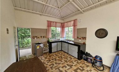 En Venta Casa Campestre 490 m2 en San Javier, La Mesa Cundinamarca