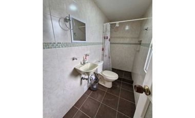 En Venta Casa Campestre 490 m2 en San Javier, La Mesa Cundinamarca