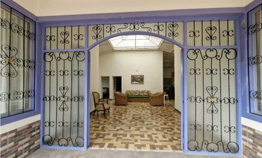En Venta Casa Campestre 490 m2 en San Javier, La Mesa Cundinamarca