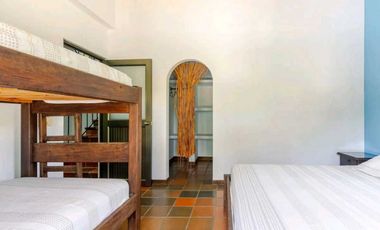 En Venta Quinta Vacacional 6.230 m2, Piscina,Sauna,Turco, La Mesa Cund