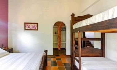 En Venta Quinta Vacacional 6.230 m2, Piscina,Sauna,Turco, La Mesa Cund