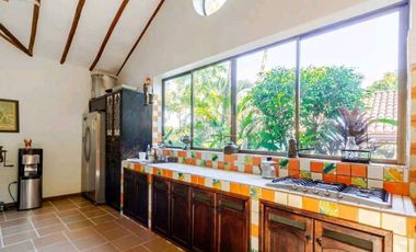 En Venta Quinta Vacacional 6.230 m2, Piscina,Sauna,Turco, La Mesa Cund