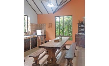 En Venta Quinta Vacacional 6.230 m2, Piscina,Sauna,Turco, La Mesa Cund