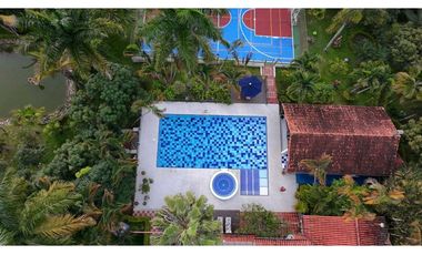 En Venta Quinta Vacacional 6.230 m2, Piscina,Sauna,Turco, La Mesa Cund