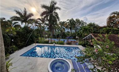 En Venta Quinta Vacacional 6.230 m2, Piscina,Sauna,Turco, La Mesa Cund