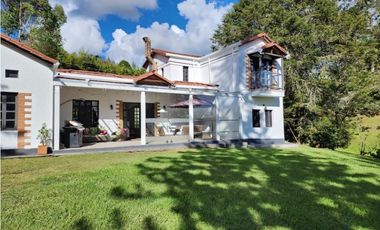 Casa para Venta en el Retiro Fizebad