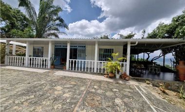 En Venta Casa Lote Campestre 4.147 m2, La Mesa Cundinamarca