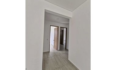 En Venta Casa Campestre con Piscina 1.750 m2, La Mesa Cundinamarca