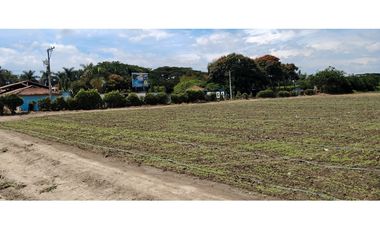 LOTE EN ROZO DE 85.000 M2 EN VENTA