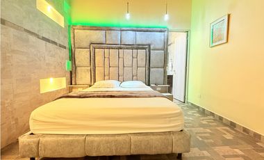 Amoblado HERMOSO Apartamento Laureles piso 1