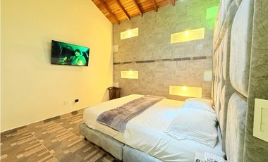 Amoblado HERMOSO Apartamento Laureles piso 1