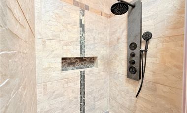 Amoblado HERMOSO Apartamento Laureles piso 1