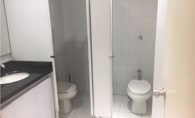 OFICINA EN ARRIENDO, CALLE CIEN