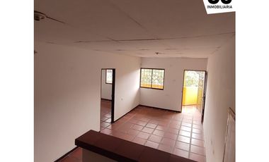 se arrienda apartamento 2 piso soledad 2000