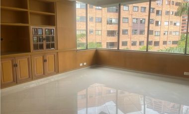 APARTAMENTO PARA VENTA. EN MEDELLN.. EL POBLADO SECTOR CASTILLA