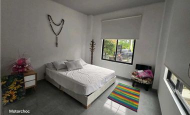 VENDO PERMUTO CASA MESITAS DEL COLEGIO