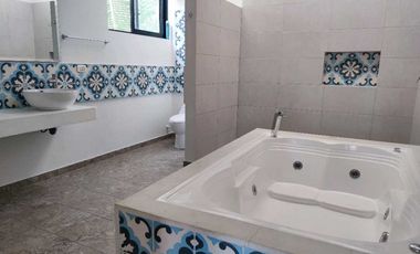 En Venta Casa Campestre con piscina y Jacuzzi en Conjunto