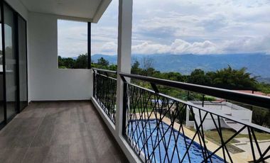 En Venta Casa Campestre con piscina y Jacuzzi en Conjunto