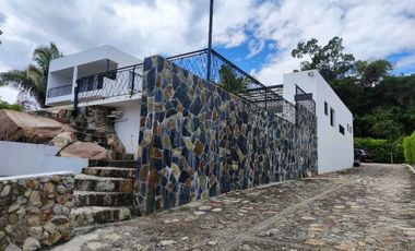 En Venta Casa Campestre con piscina y Jacuzzi en Conjunto