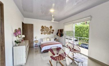En Venta Casa Campestre con Piscina y Jacuzzi, Conjunto Cerrado