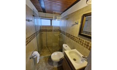 En Venta Casa Campestre en Conjunto 713 m2 con Piscina Pequeña