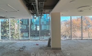 Oficina en Arriendo en Avenida Andrés Bello 2325